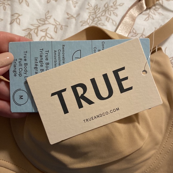 NWT True & Co Bra- True Body Lift- size medium - Picture 3 of 10